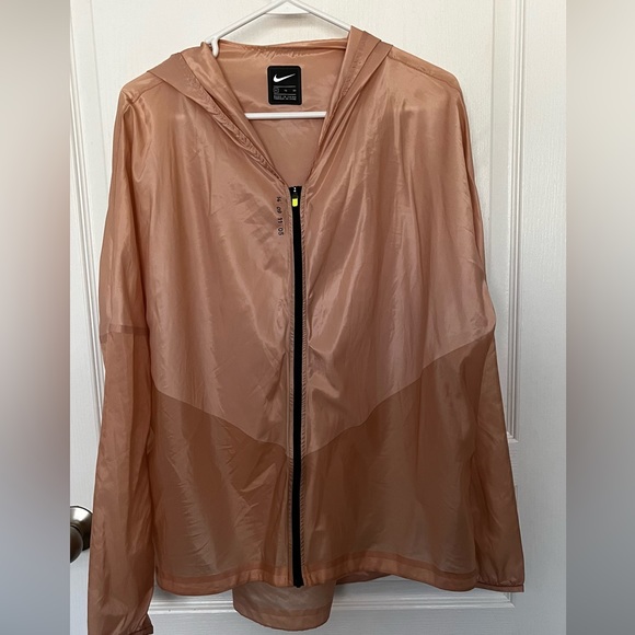 NWOT Women's Nike Tech Pack Lightweight Running Rain Jacket - Picture 6 of 6